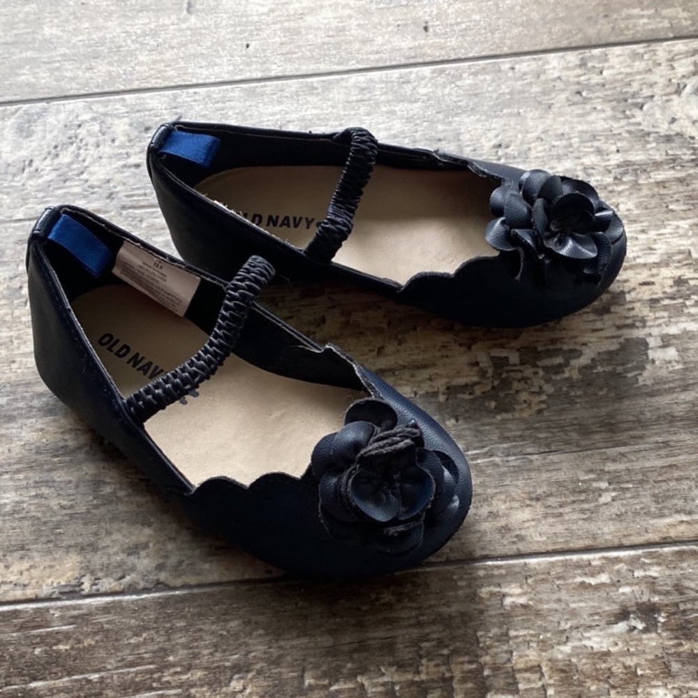 Girls Old Navy Blue Dress Shoes Size 6